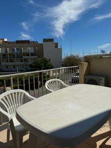 La Terrasse De Gruissan Apartment Bagian luar foto